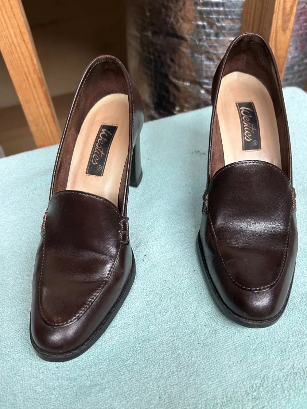 Nine West Westies Brown Leather Torrent Loafer Style Heels Size 6M